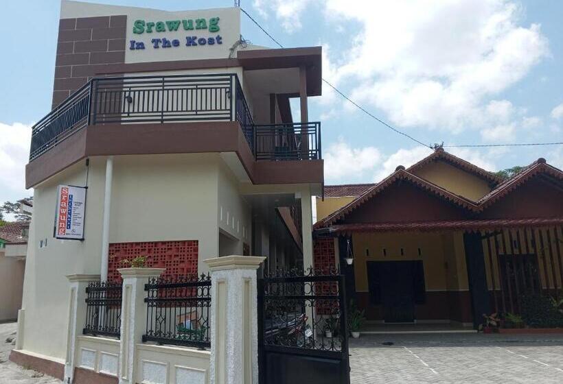 فندق Capital O 93116 Srawung Family Homestay Syariah