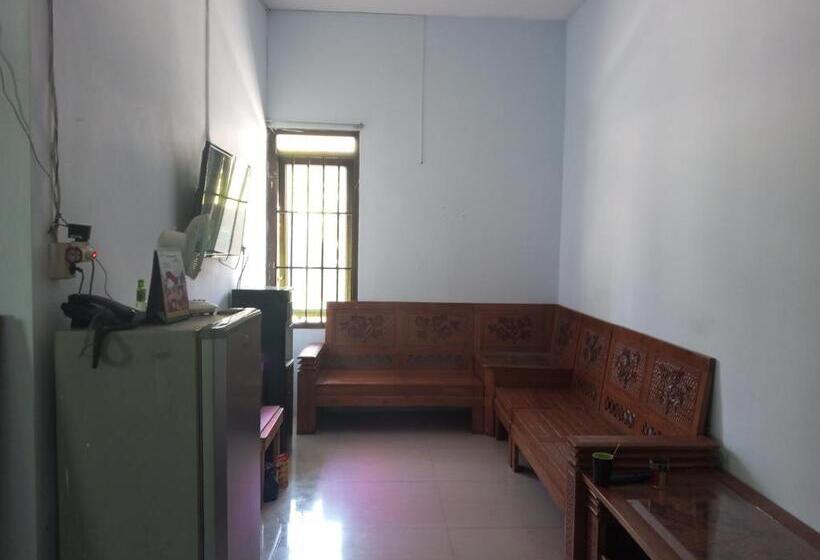 فندق Capital O 93116 Srawung Family Homestay Syariah