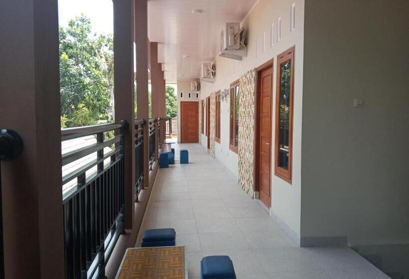 فندق Capital O 93116 Srawung Family Homestay Syariah