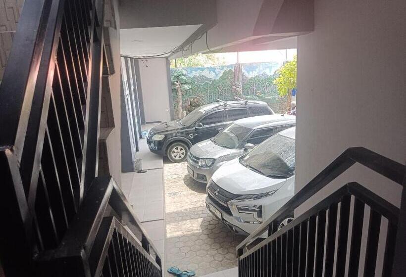 Отель Capital O 93118 Asera Homestay