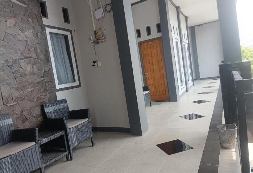 Отель Capital O 93118 Asera Homestay