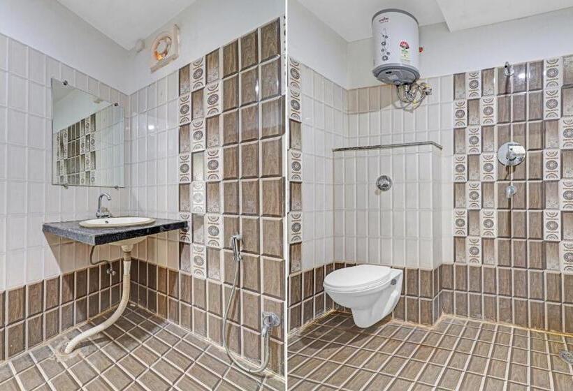 בית מלון כפרי Collection O Sheela Resort