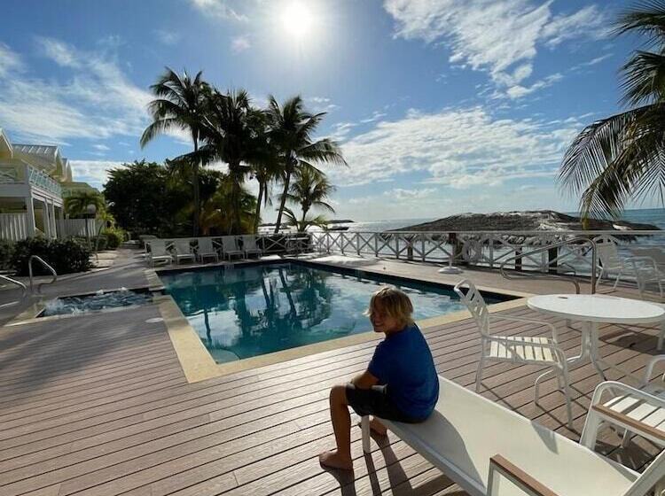 호텔 Conch Club Cottage