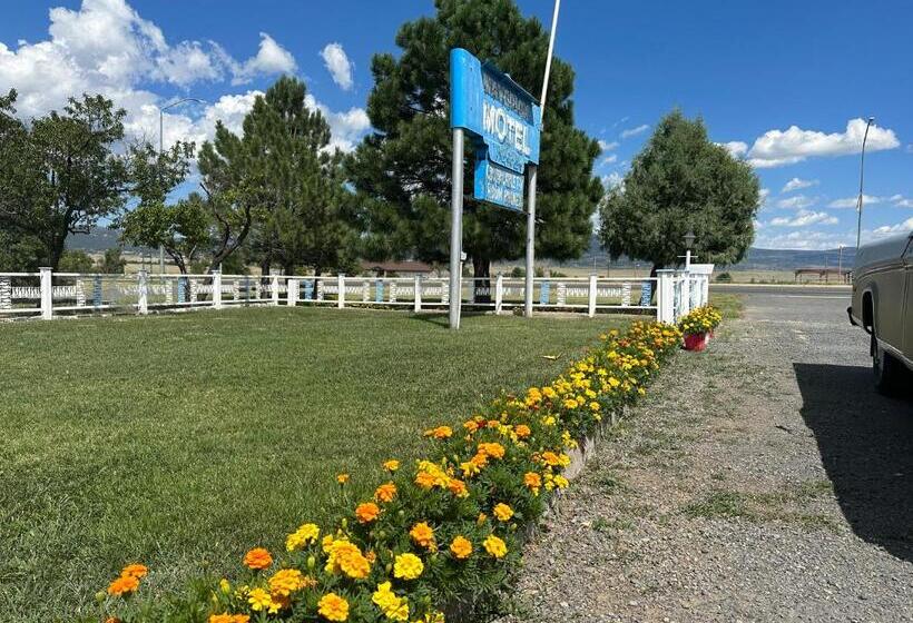 فنادق الكبسولة Maverick Motel