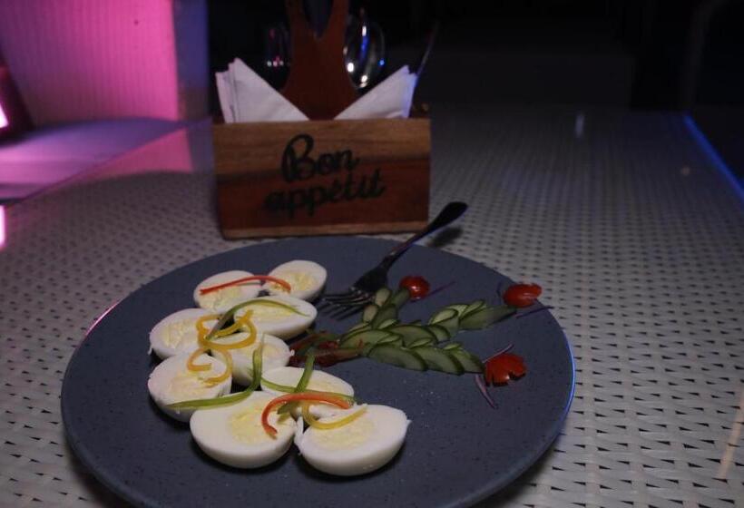 هتل Crown Ceremonies