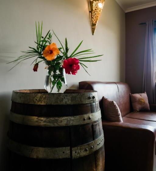 בית מלון כפרי Domiya Estate Ltd