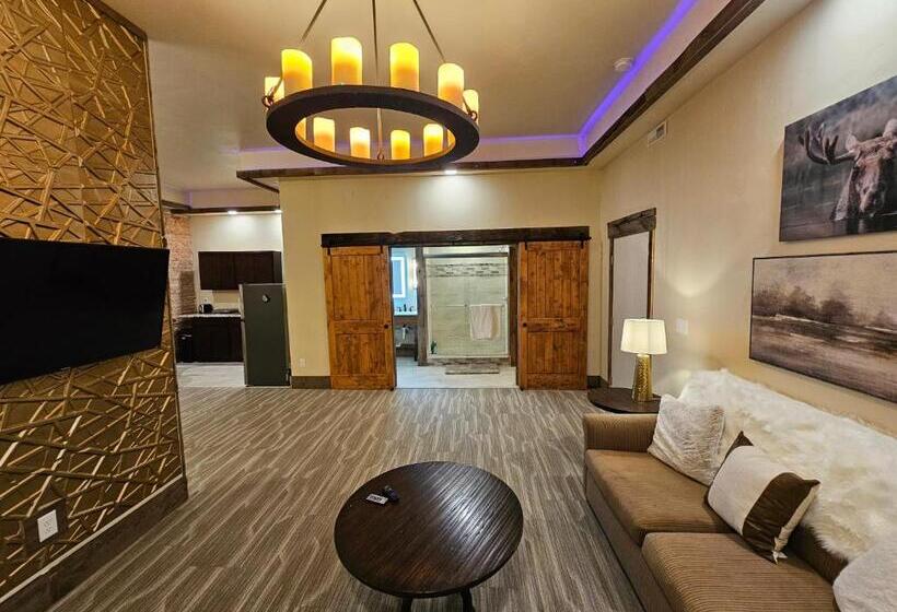 هتل Eaglescape Suites And Event Center