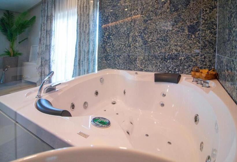 فندق Elite Luxury Boutique