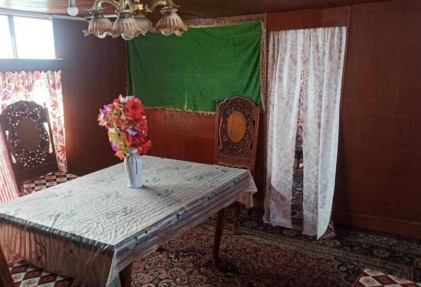 ホテル Hb. Gulshan Palace