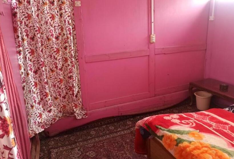 ホテル Hb. Gulshan Palace