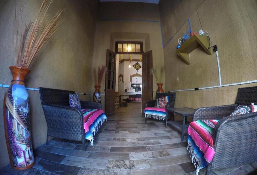 هتل Hospedaje La Mexicana