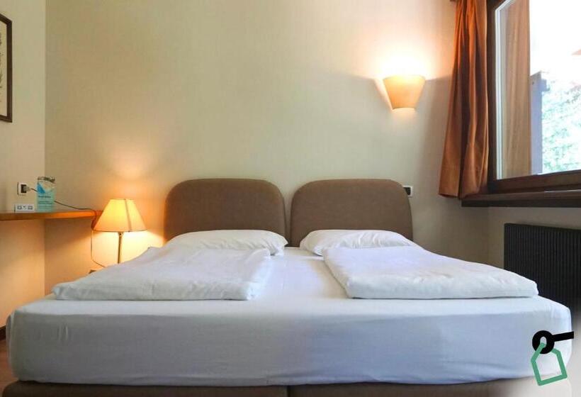 酒店 Hotiday Apartment Collection   Campiglio Grostè