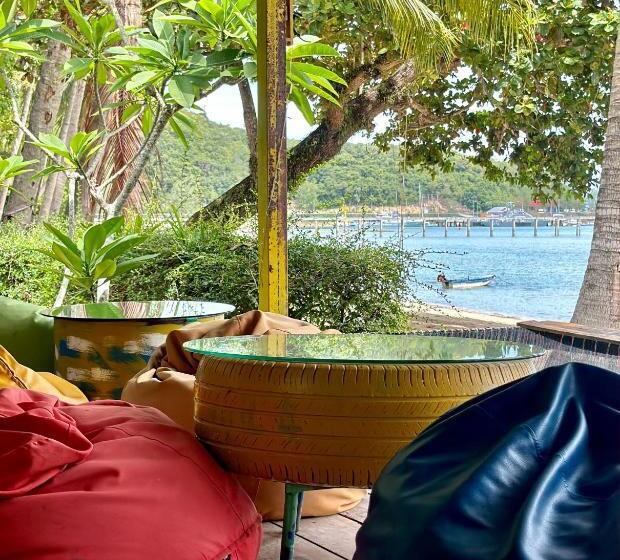 בית מלון כפרי Jigsaw