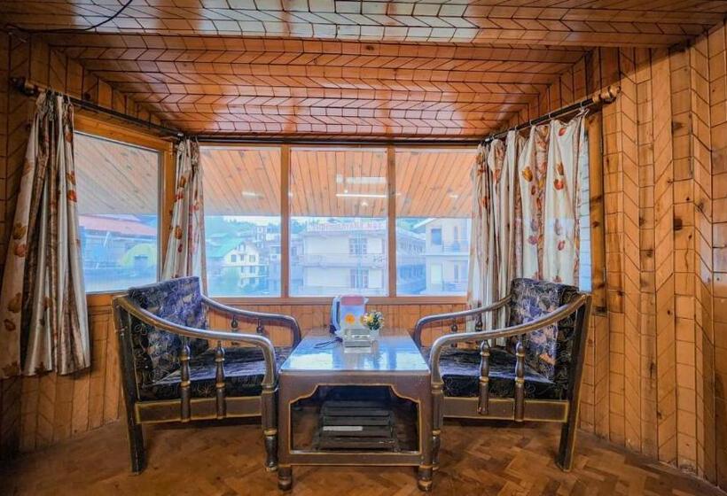 Отель New Jubilant