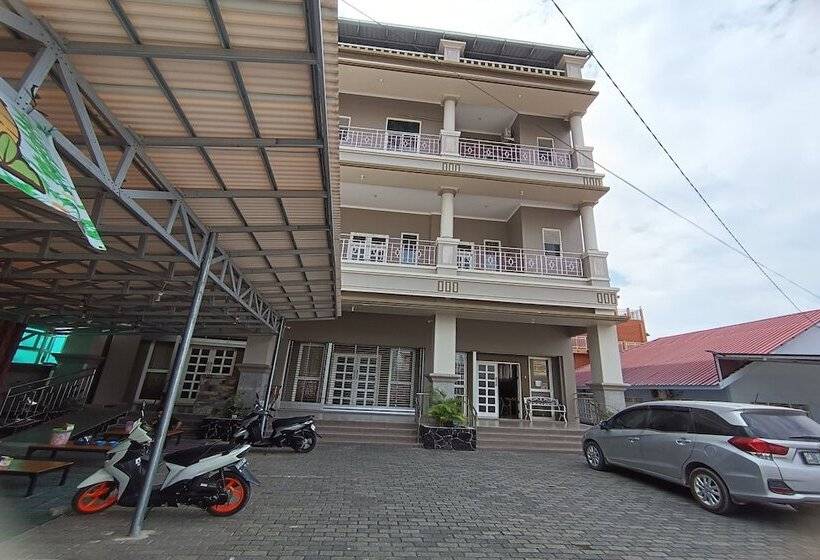 酒店 Oyo 93122 Pondok Puti Sartika Syariah