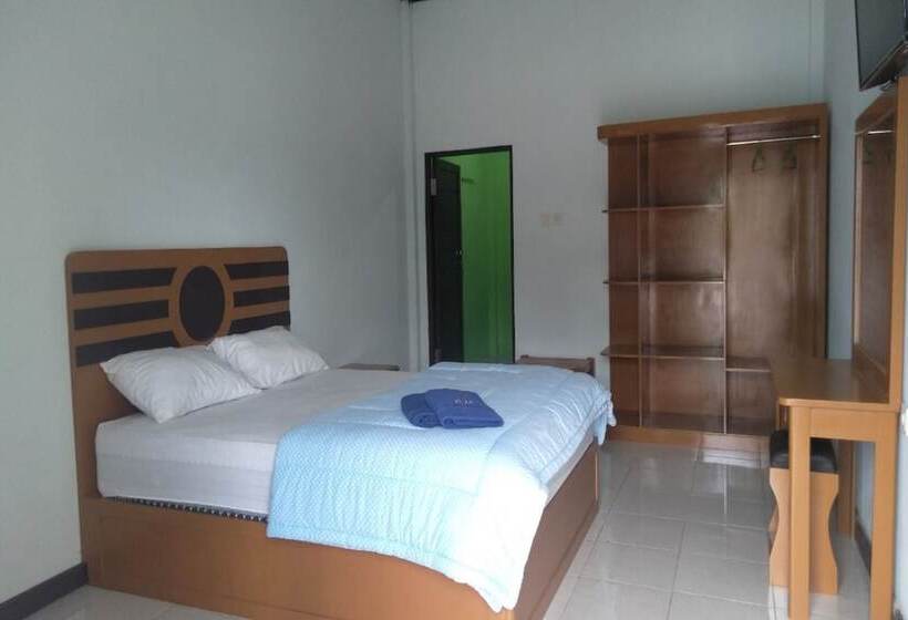 酒店 Oyo 93122 Pondok Puti Sartika Syariah