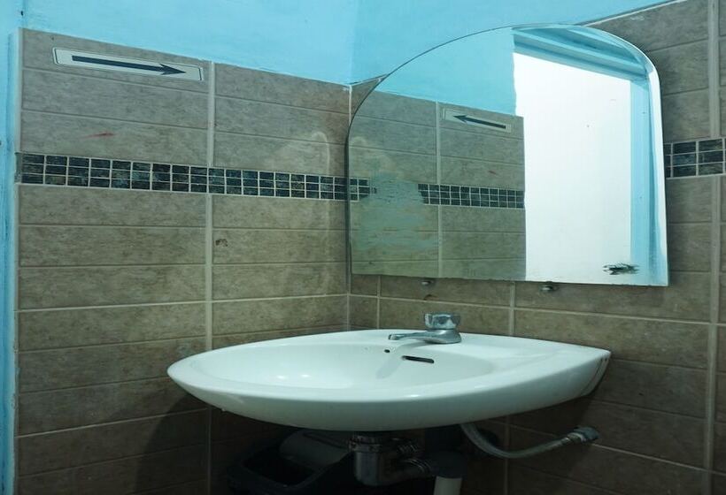 酒店 Oyo 93122 Pondok Puti Sartika Syariah