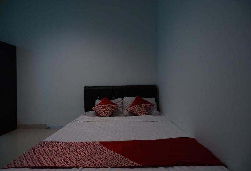 فندق Oyo 93131 Mamapapahouse