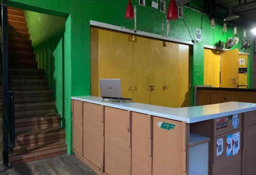 酒店 Oyo 93165 Nur Homestay Syariah