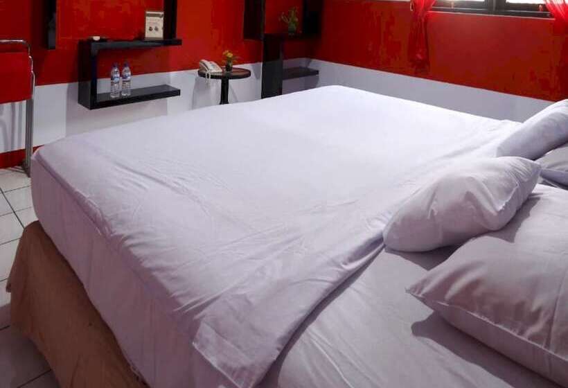 فندق Oyo 93168 Permata Ria