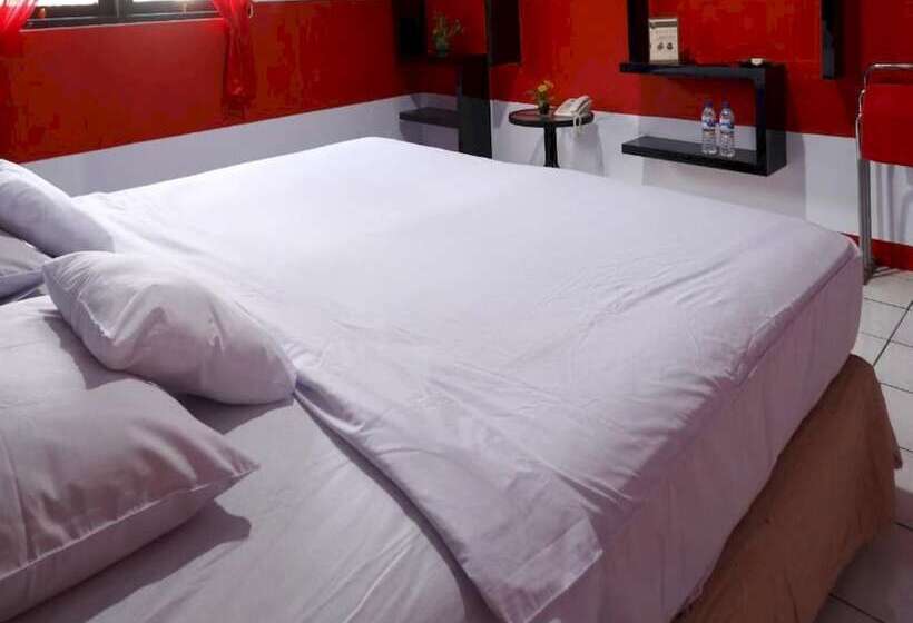 فندق Oyo 93168 Permata Ria