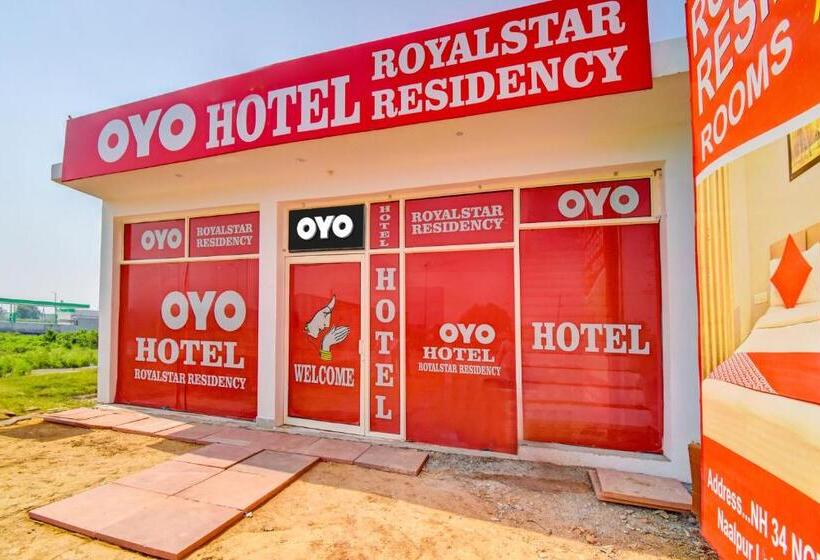 ホテル Oyo Flagship Royal Star Residency