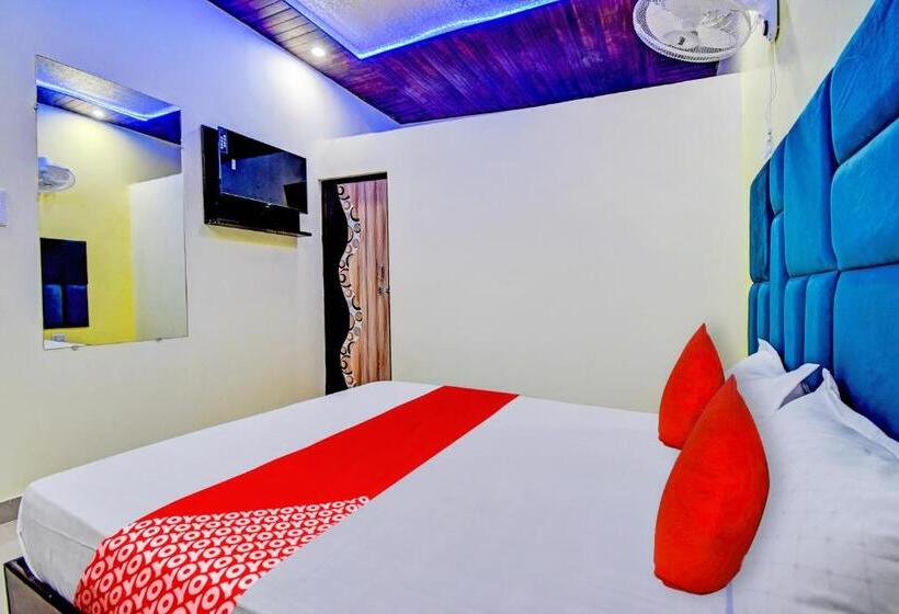 ホテル Oyo Flagship Royal Star Residency