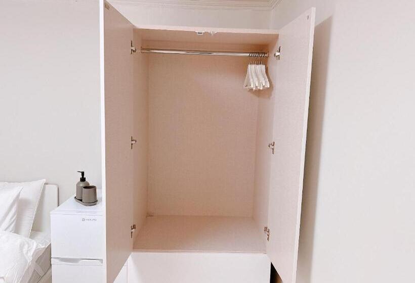 Hotel Rapym Coliving House