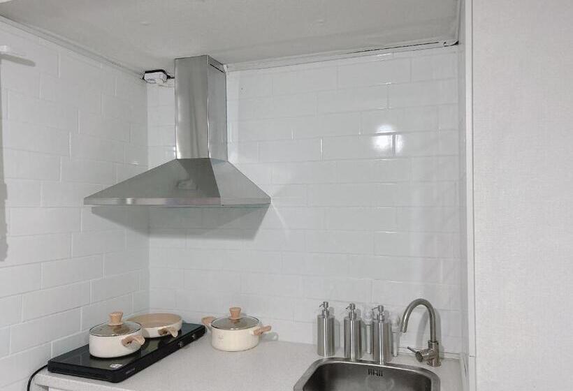 Hotel Rapym Coliving House