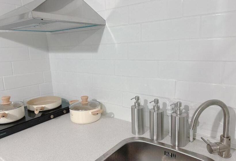 Hotel Rapym Coliving House