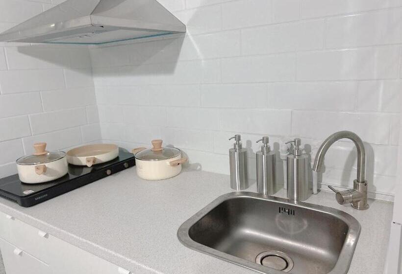 Hotel Rapym Coliving House