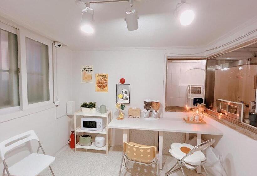 Hotel Rapym Coliving House