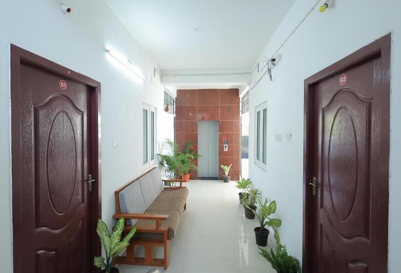 酒店 Royal Beach Service Apartment