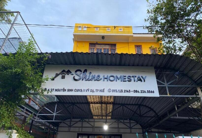 هتل Shine Riverside Homestay