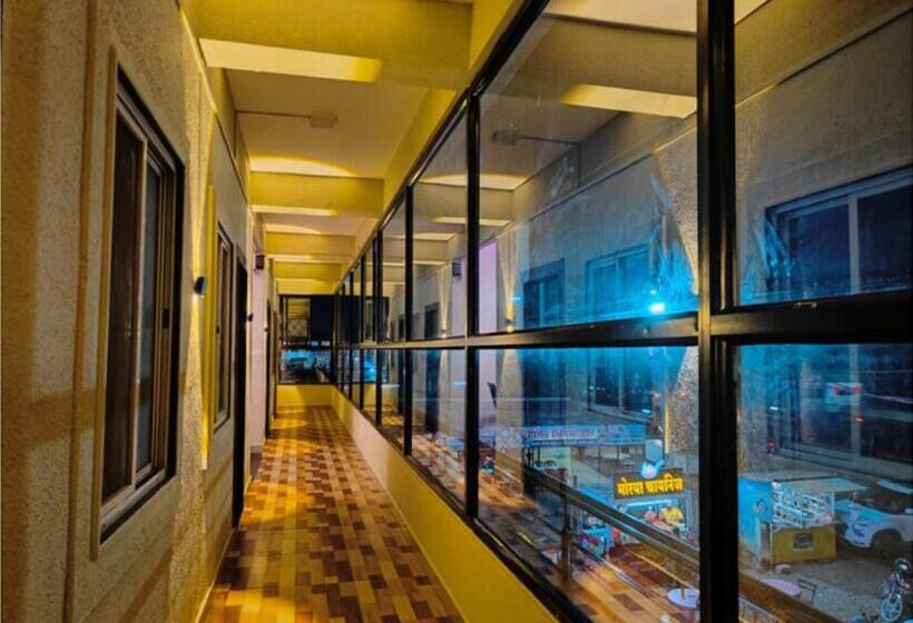 호텔 Shrinidhi Residency Pune