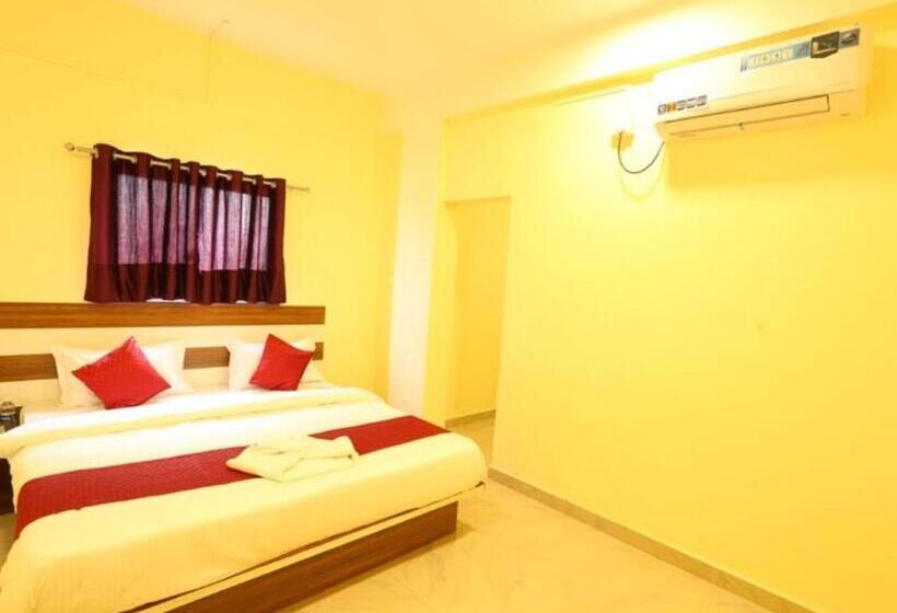 호텔 Shrinidhi Residency Pune