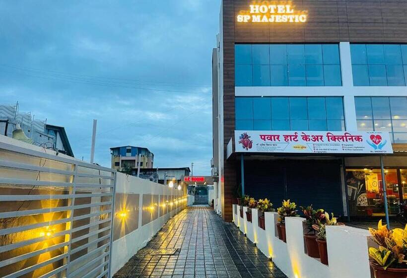 בית מלון כפרי Sp Majestic