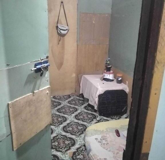 酒店 Spot On 93104 Barak Tambunan