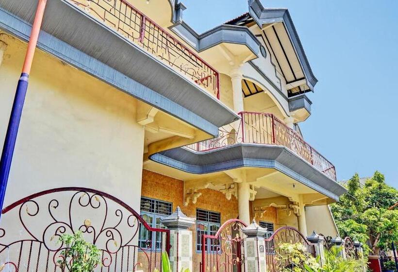 בית מלון כפרי Spot On 93108 Homestay H. Syarif Syariah   Ra Kartini