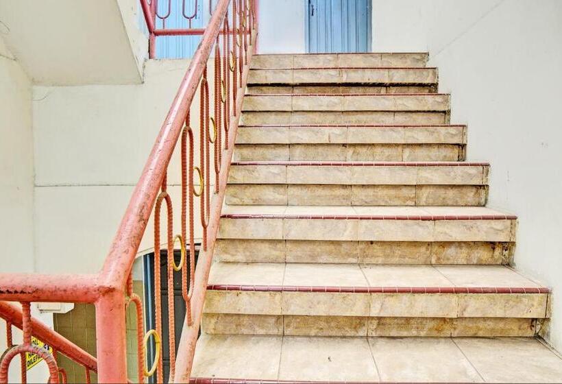 בית מלון כפרי Spot On 93108 Homestay H. Syarif Syariah   Ra Kartini