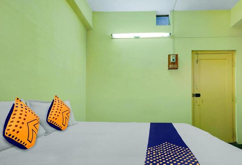 ホテル Spot On Rk