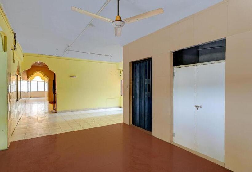 Отель Spot On Rk