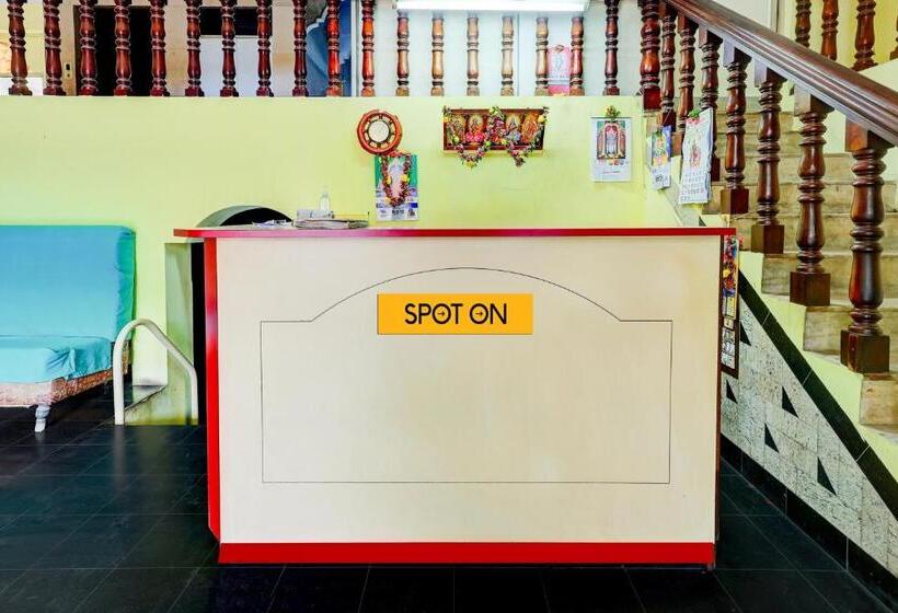 ホテル Spot On Rk