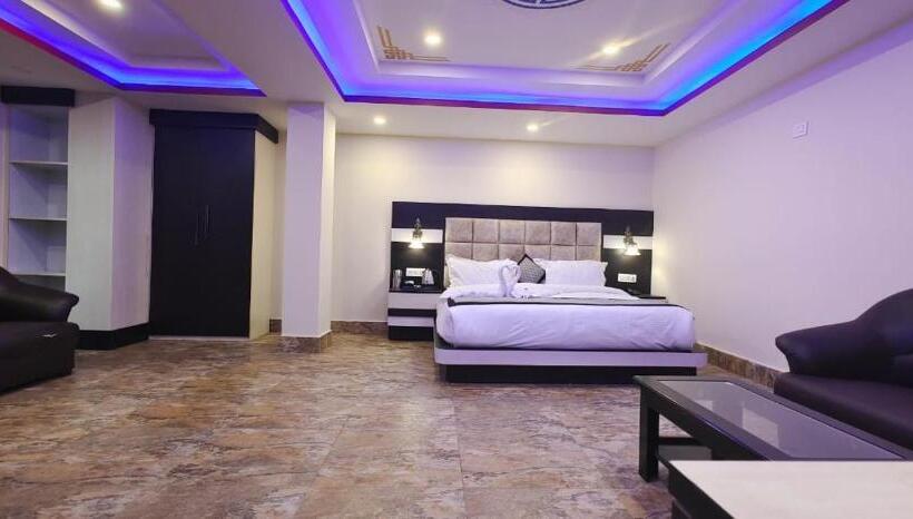 Отель The Gangtok Heritage Inn