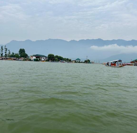 ホテル Houseboat Bendmeer Heritage