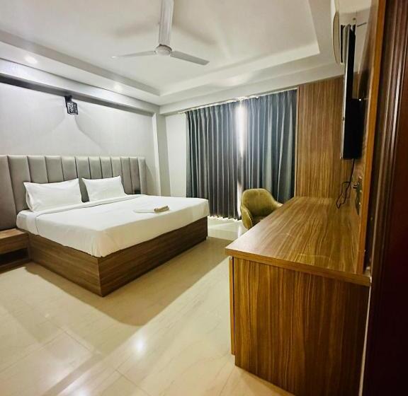 هتل Unitech Cyber Park Gurgaon