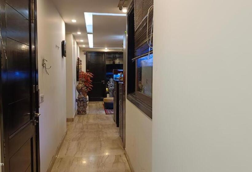 هتل Unitech Cyber Park Gurgaon