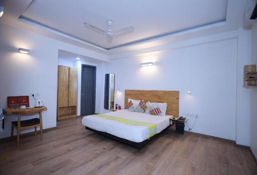 هتل Unitech Cyber Park Gurgaon