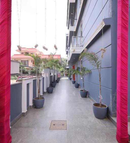 هتل Unitech Cyber Park Gurgaon