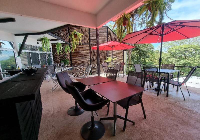 בית מלון כפרי Vos